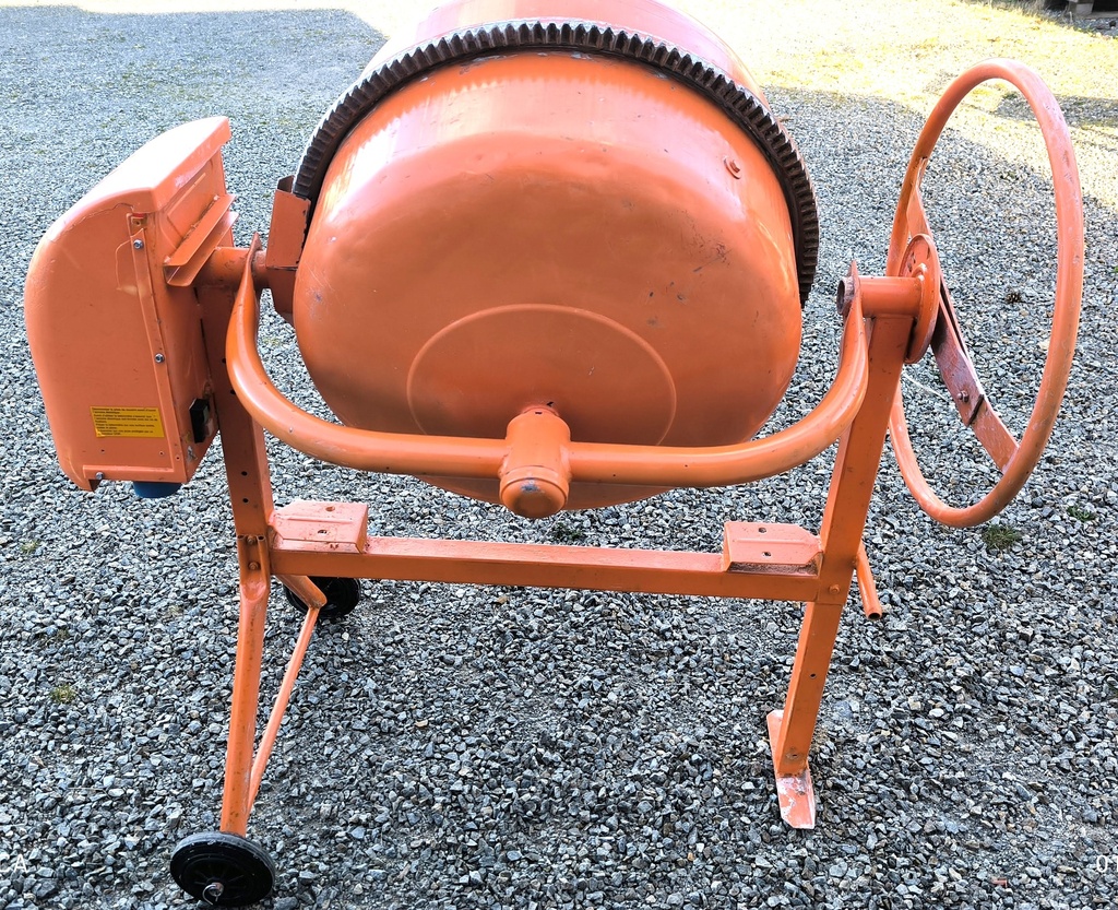Bétonnière électrique 160l
