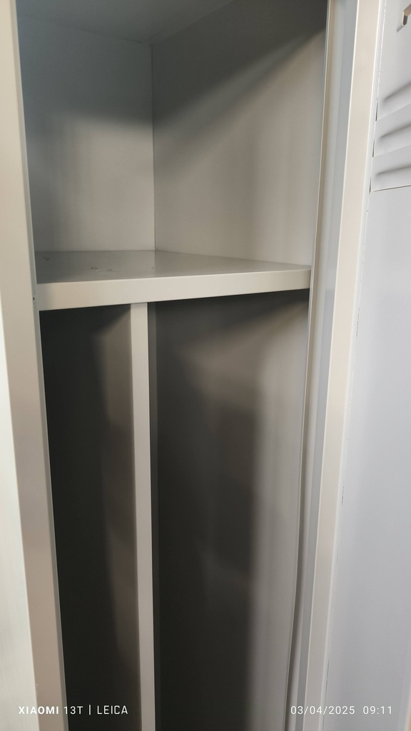 Bloc vestiaires 3 portes Manutan beige