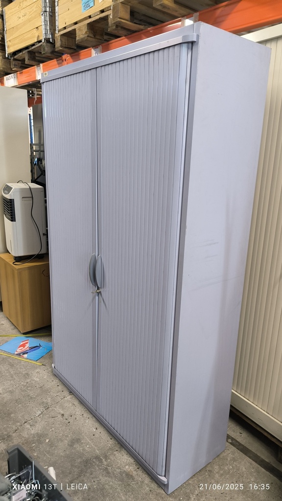 Armoire métallique 376 à rideaux