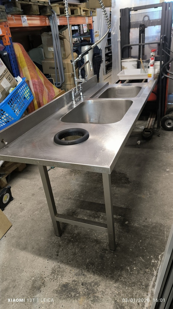 Plonge 2 bacs + évacuation déchets