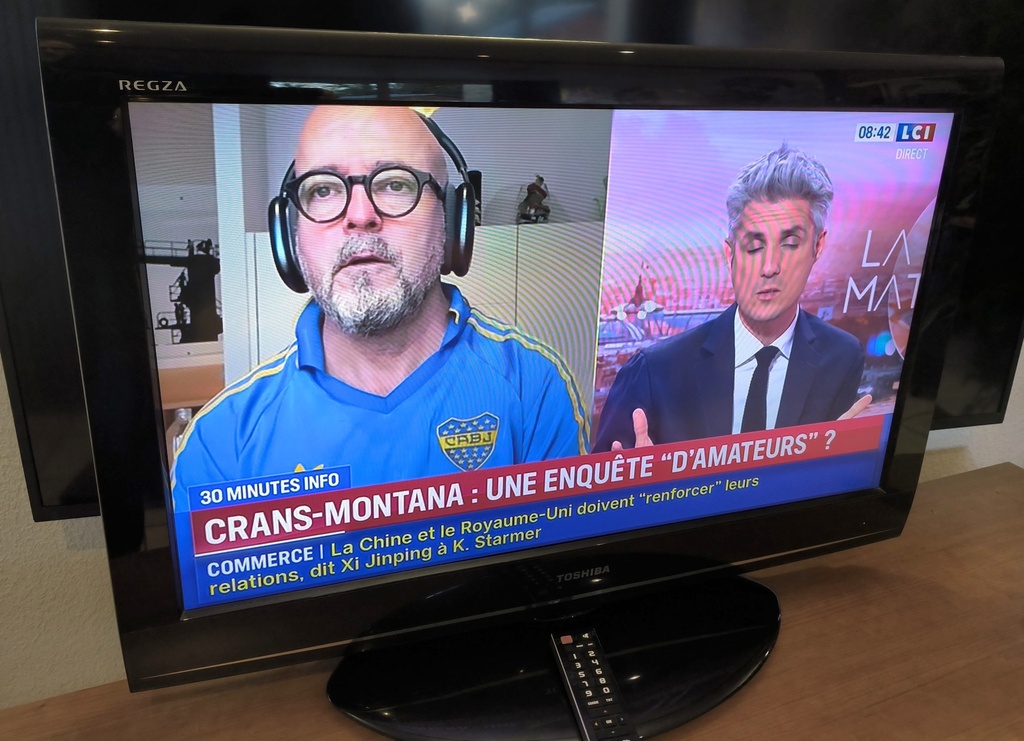 Télé Toshiba 81cm 32AV733F1