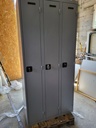 [Z4] Vestiaire 3 portes à clé