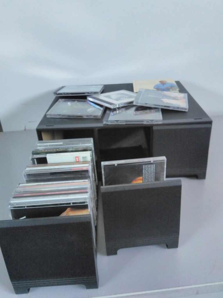 CD 30 unités dans boîte de 20x66cm