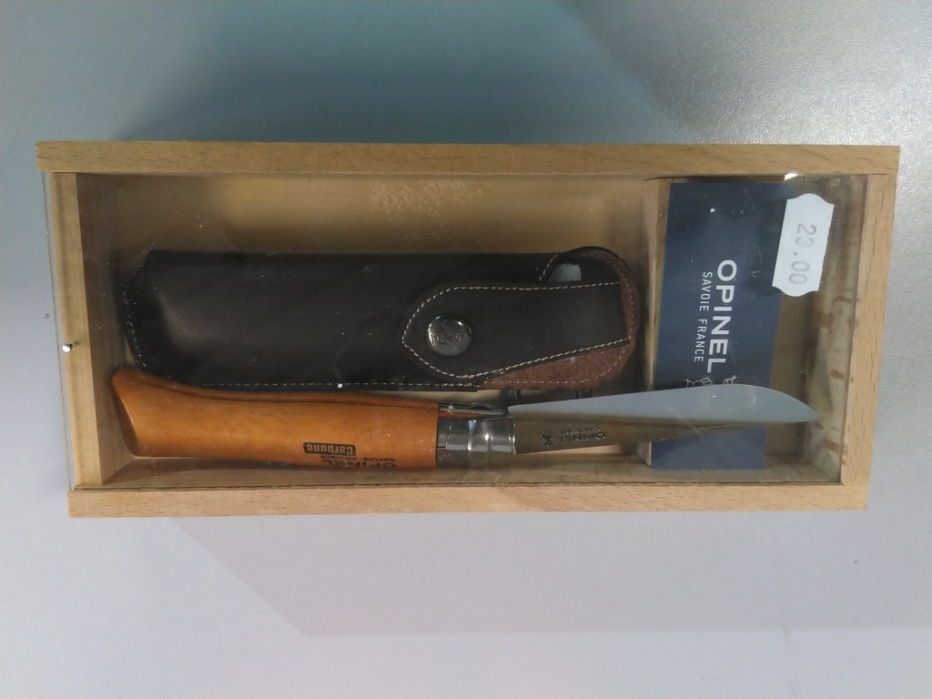 Couteau Opinel avec etui