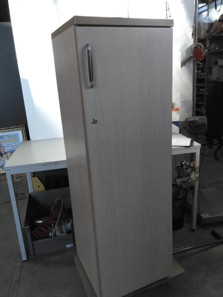 Meuble colonne en bois