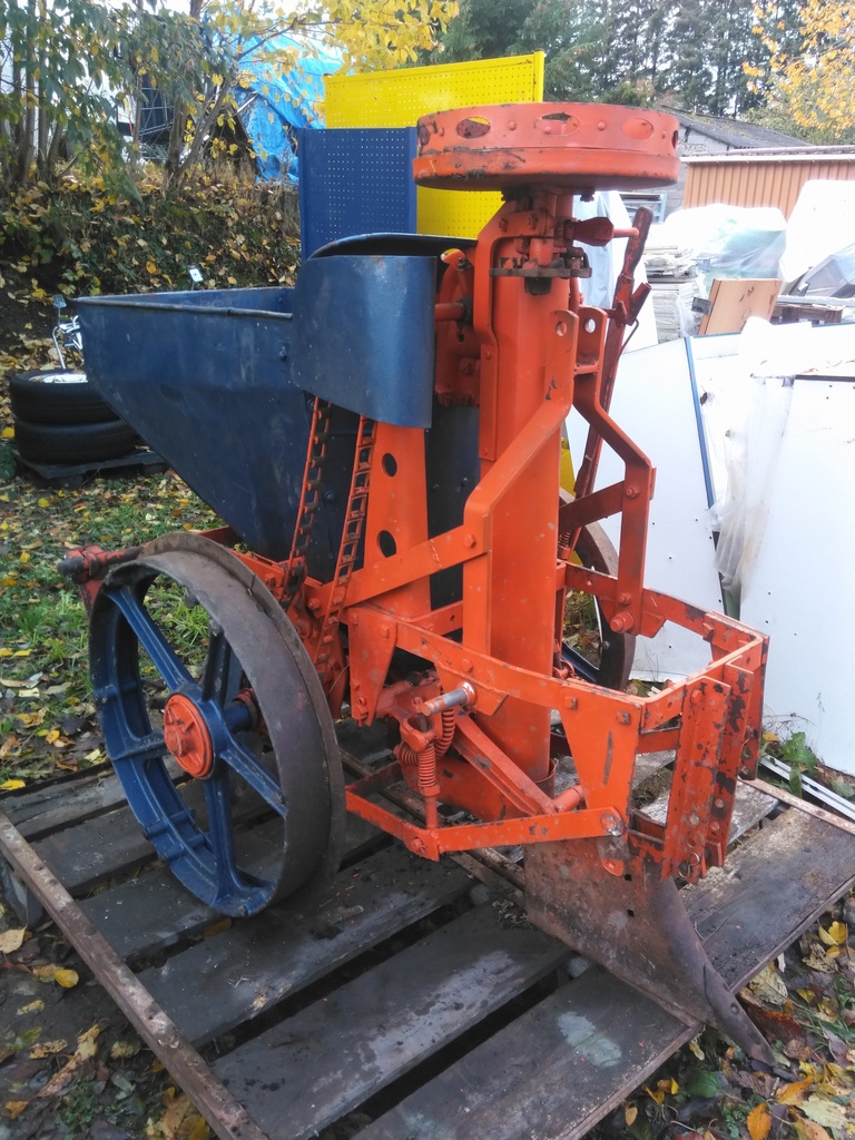 Semoir à pommes de terre