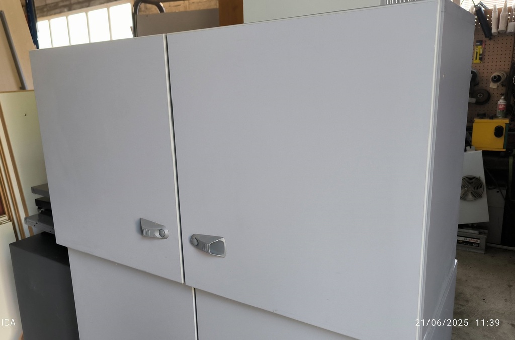 Placard 2 portes 100xh57xp42