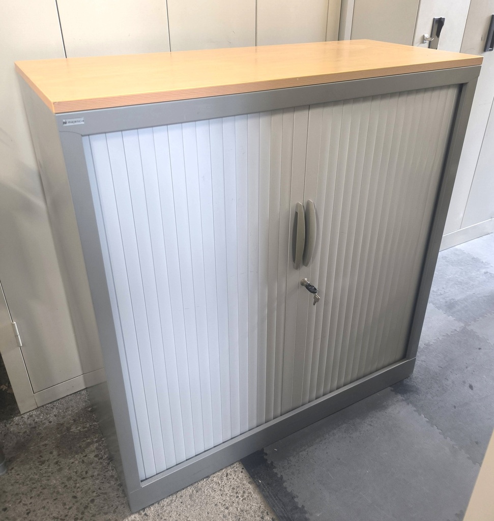 Armoire basse 440 à rideaux 100cm