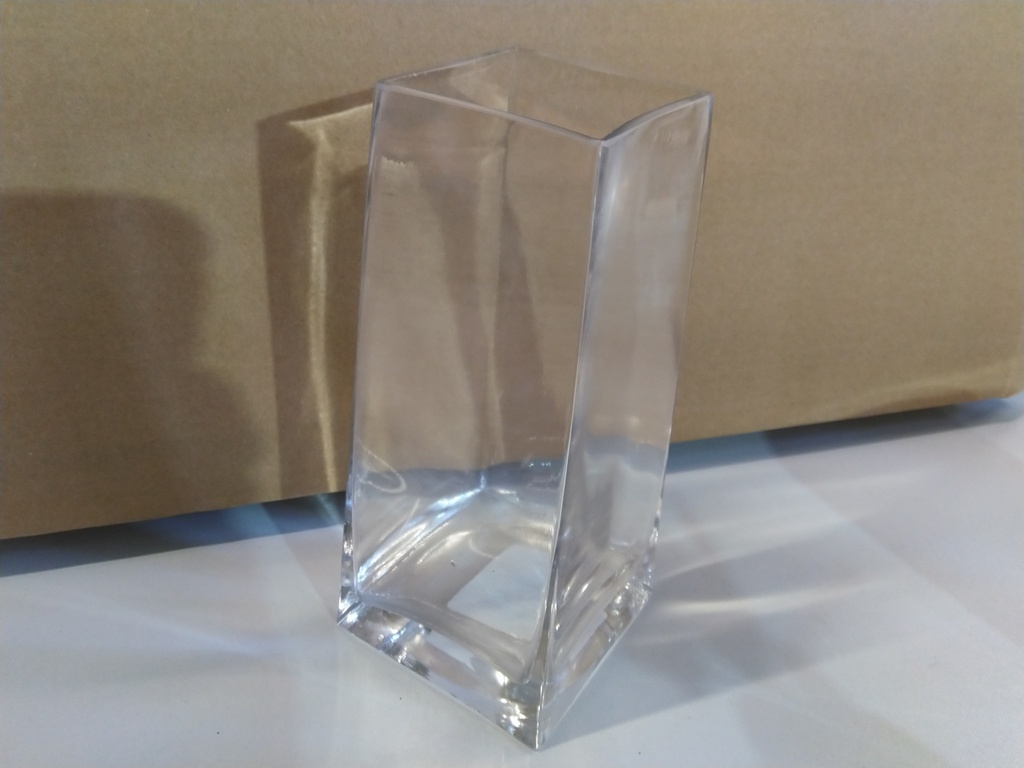 Vase en verre carré 7/9xh20