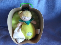 [Z3R3A5] Doudou Melle Pomme