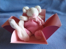 [Z3R3A6] Doudou Pantin fruité souris  rose