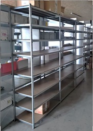 [Z20] Racks/étagères 360x50x220cm (lxpxh)