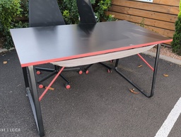 [Z4] Table Ikéa Huvudspelare